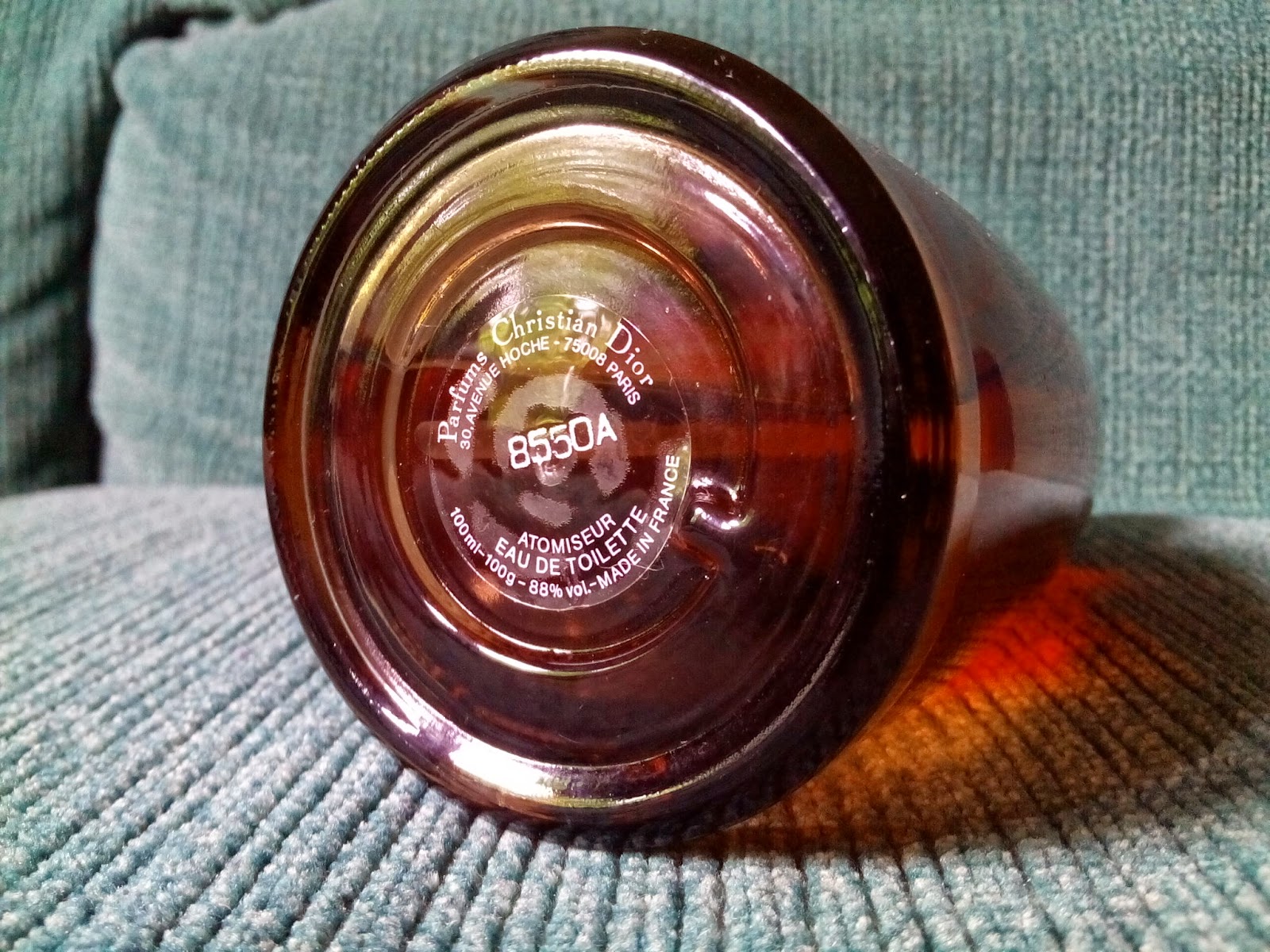 Vintage Fahrenheit Bottle Details Vintage Fahrenheit Bottle Details